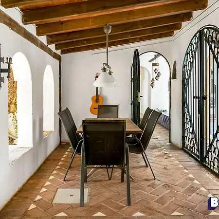 Сasa de vacaciones Loma Del Flamenco 8br Mijas